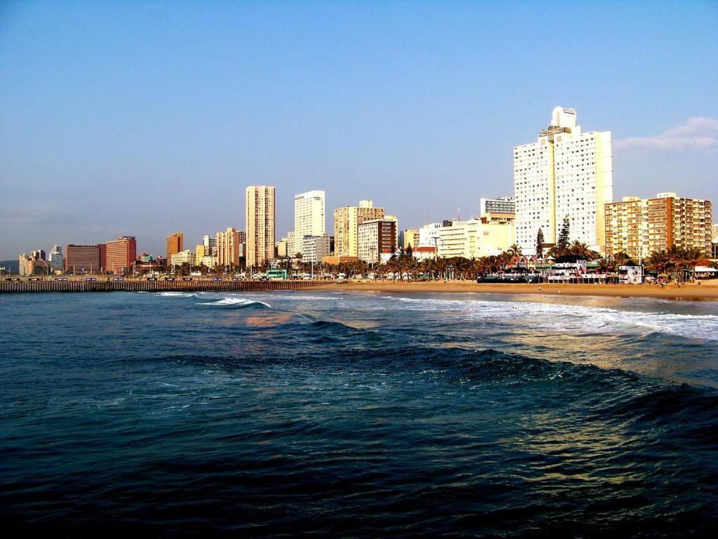 Bayside Hotel & Self Catering 110 West Street ダーバン エクステリア 写真